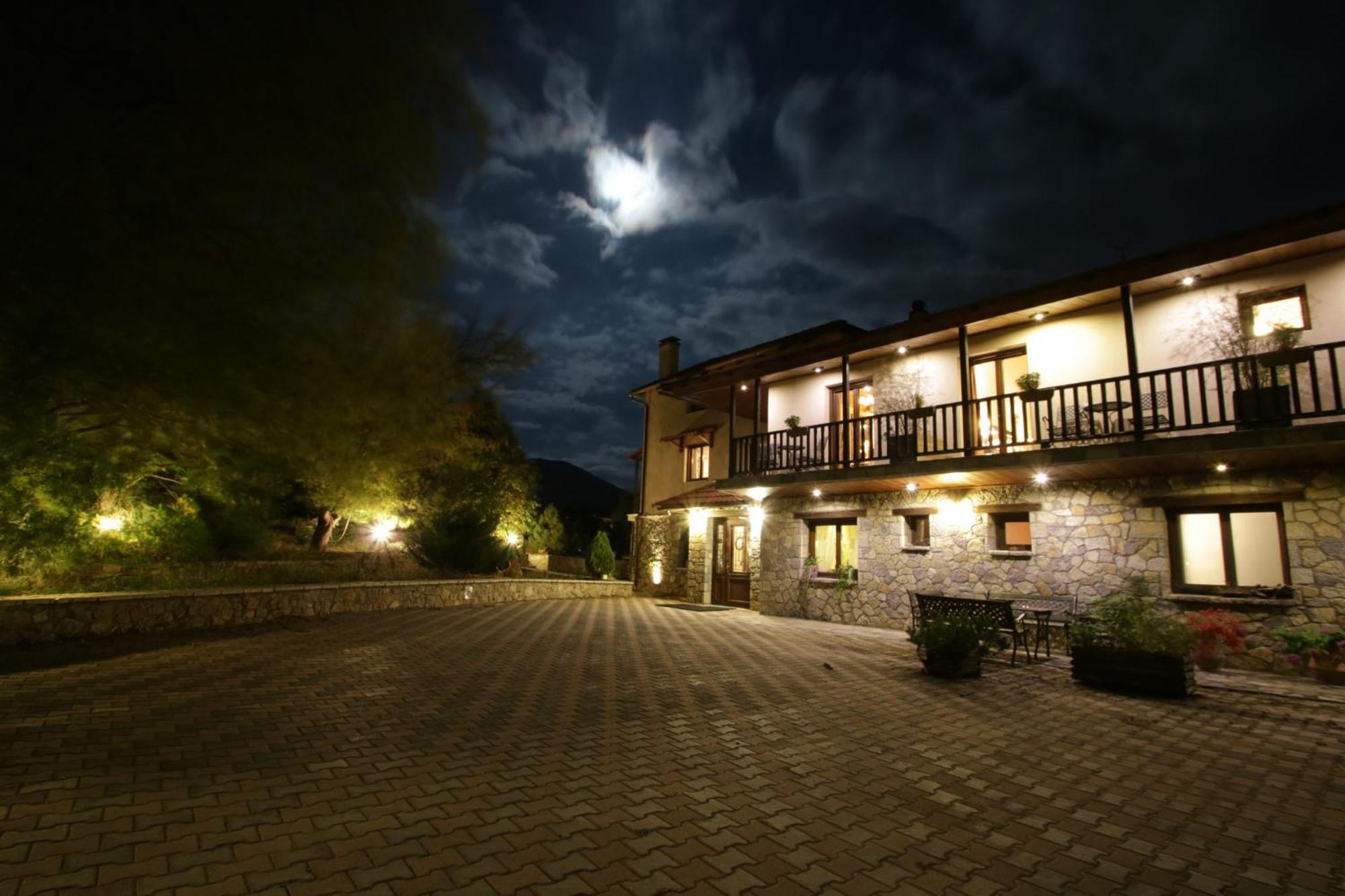 Boutique Hotel Skamnos Arachova Ngoại thất bức ảnh